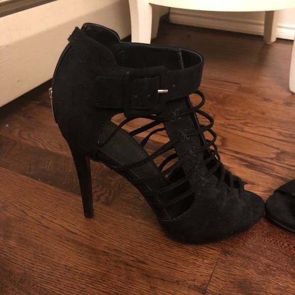 GUESS black adhirra caged heels. Size 7. NWT - Picture 4 of 6